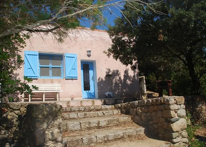 瑞贝利努公寓酒店